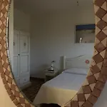 Su Poeta 3* Будони
